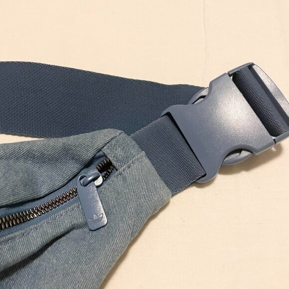 Adidas x Disney Mickey Mouse Waistbag - Picture 3 of 16